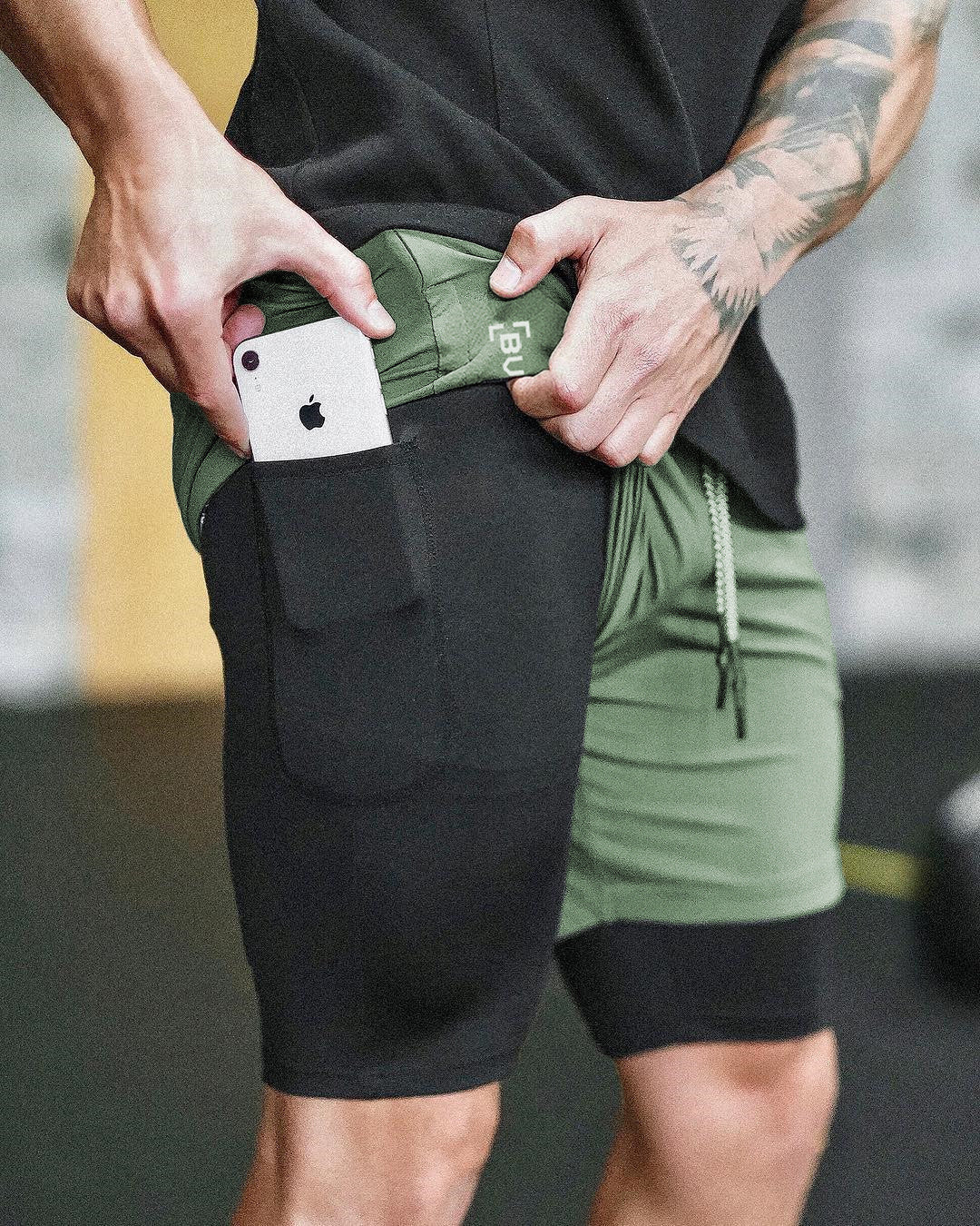 High-Performance Pocket Compression Shorts