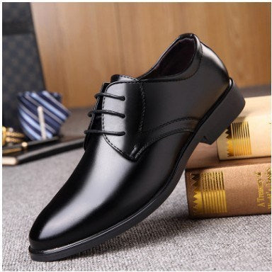 Stylish Black Pointed Toe Shoes for Men