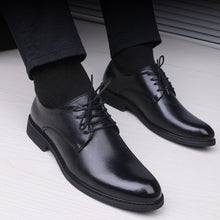 Stylish Black Pointed Toe Shoes for Men